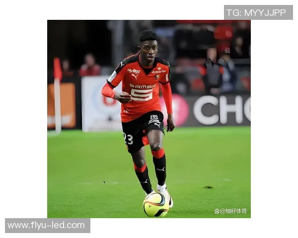 足球4号队服的传奇球星盘点及其场上表现分析